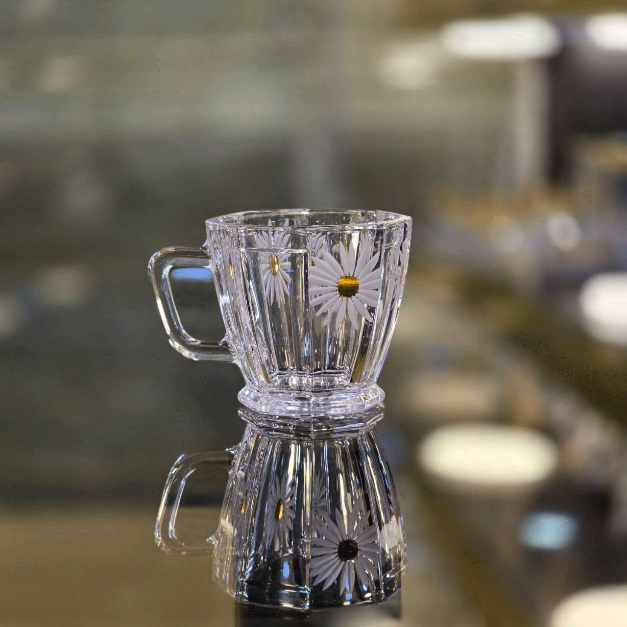 فنجان استیج طرح گل بابونه