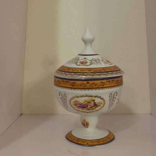 شکلات خوری پایه دار دربدار لیلی مجنون لمونژ چینی پردیس